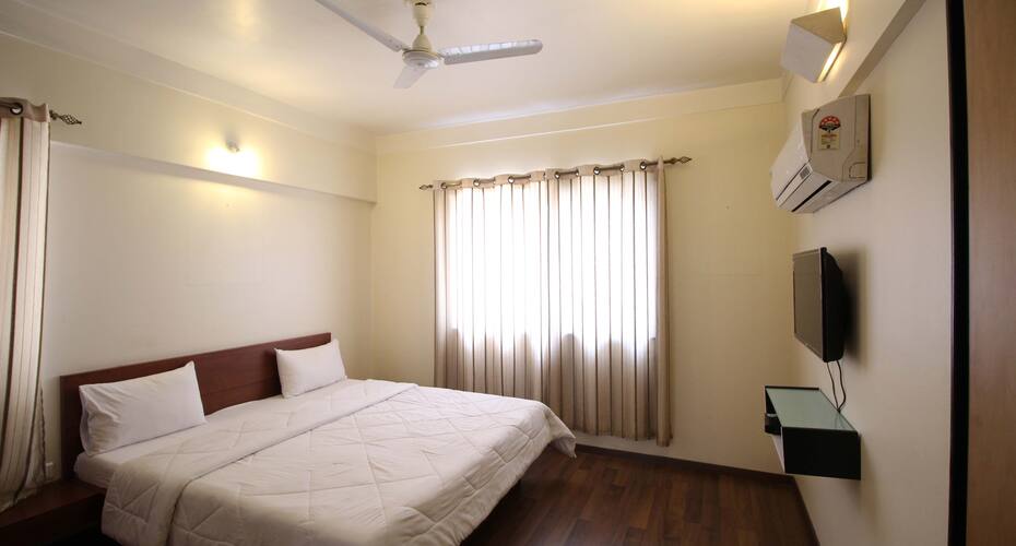 Comfort Service Apartment (Magarpatta), Pune 1